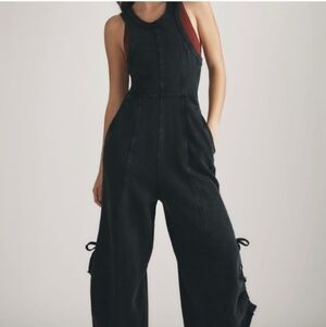 Black Sleeveless Jumpsuit